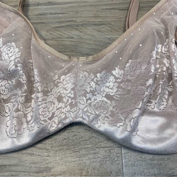 Soma Stunning Support Unlined Minimizer Bra - Picture 4 of 11